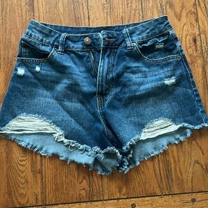 Jean shorts size 7/28